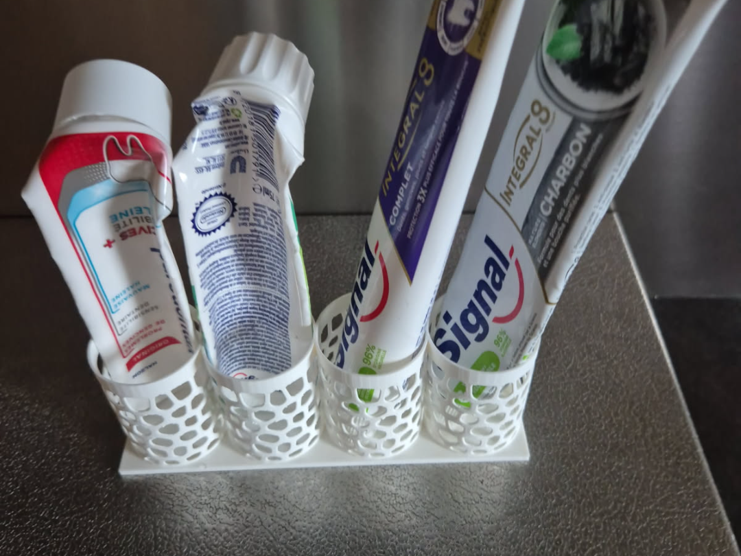 Support pour 4 tubes de dentifrice