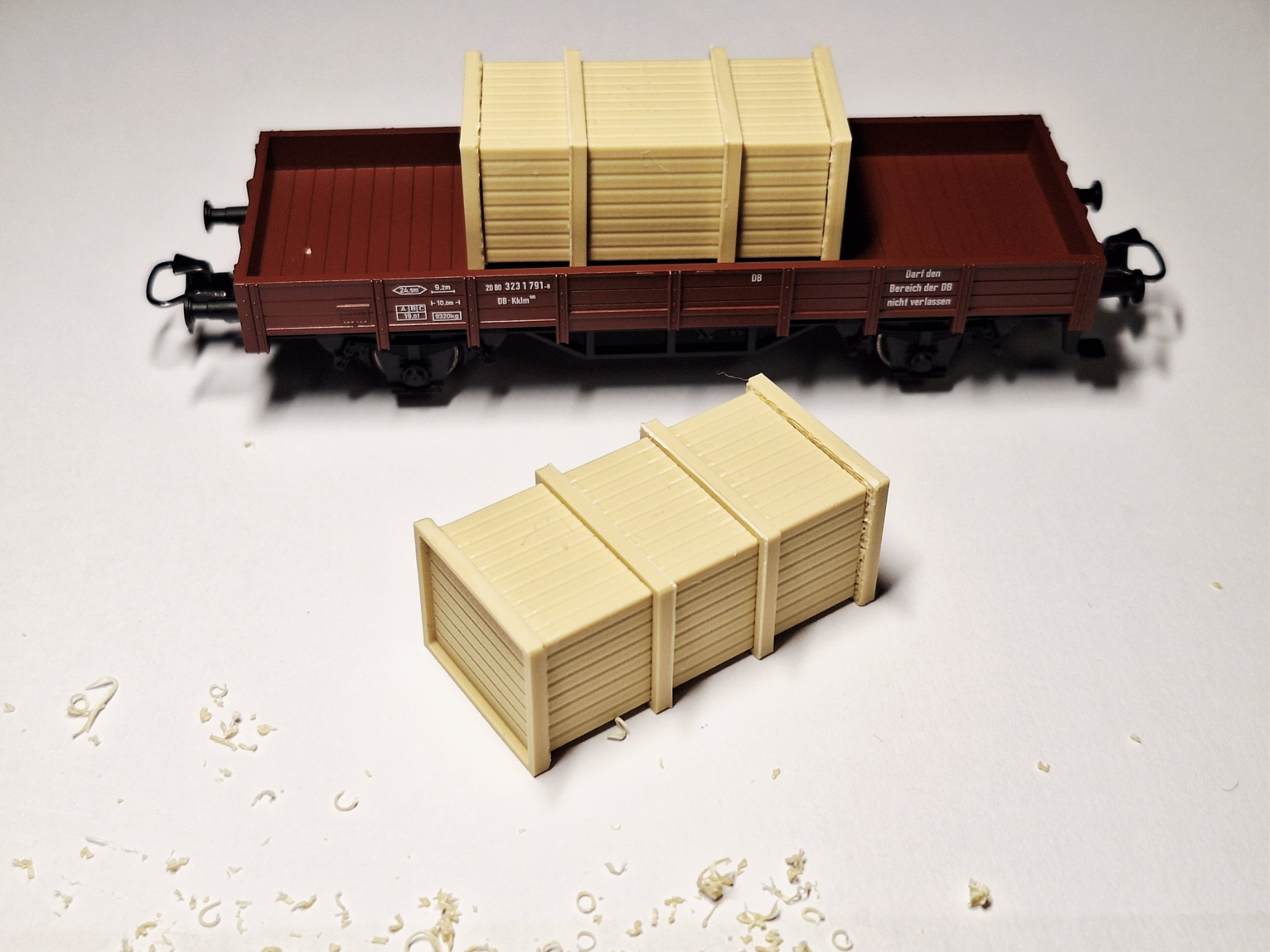 H0 1:87 hölzerne Transportbox Ladegut
