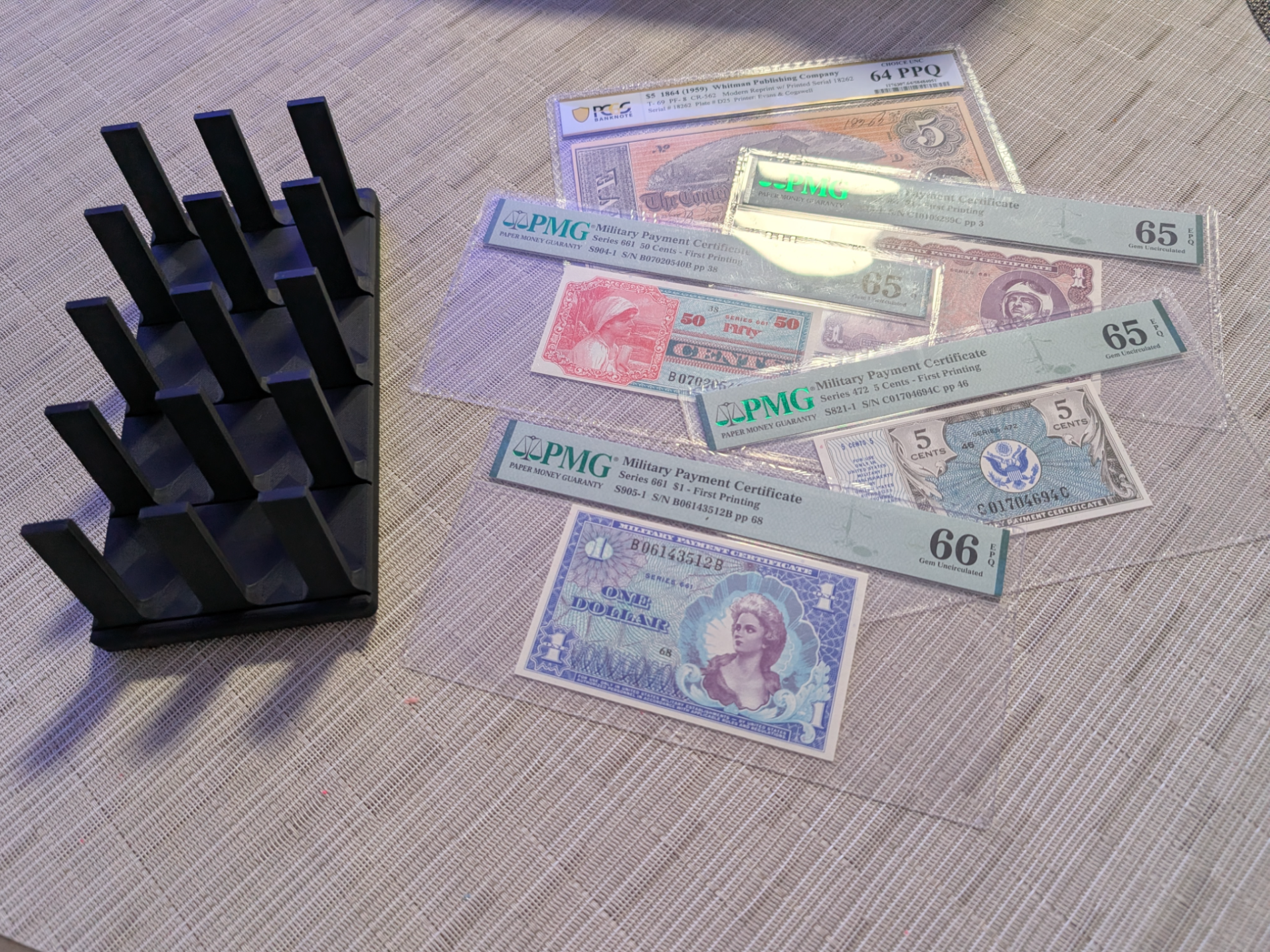 Numismatic Currency Display Stand