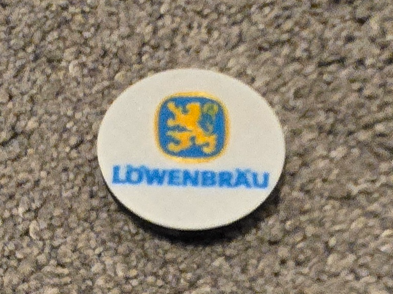 Perfect Draft Handle Cap - Lowenbrau