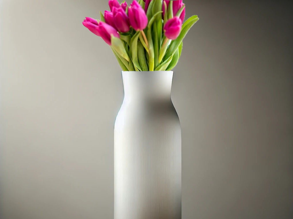 Modern Vase / Sleek Design / Flower Vase