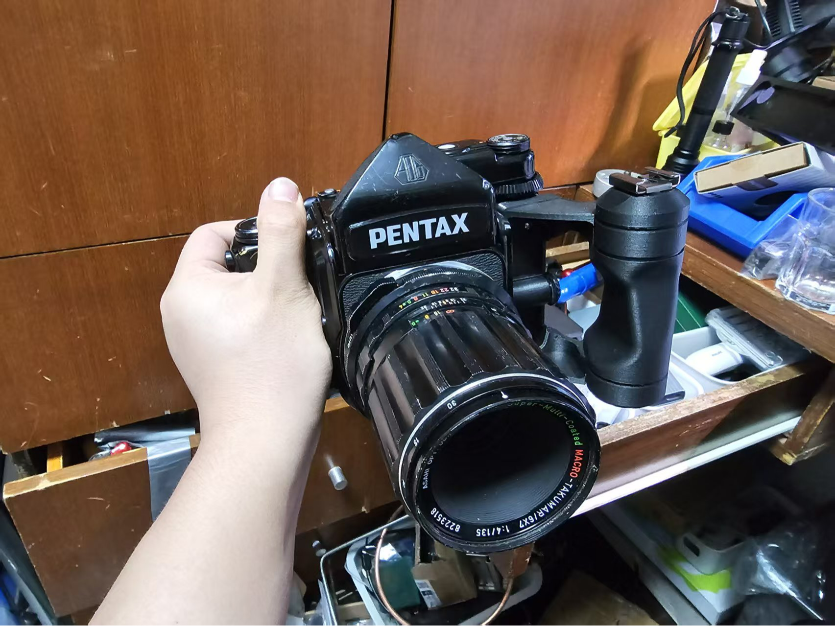Pentax 67 6x7 67ii Left hand grip