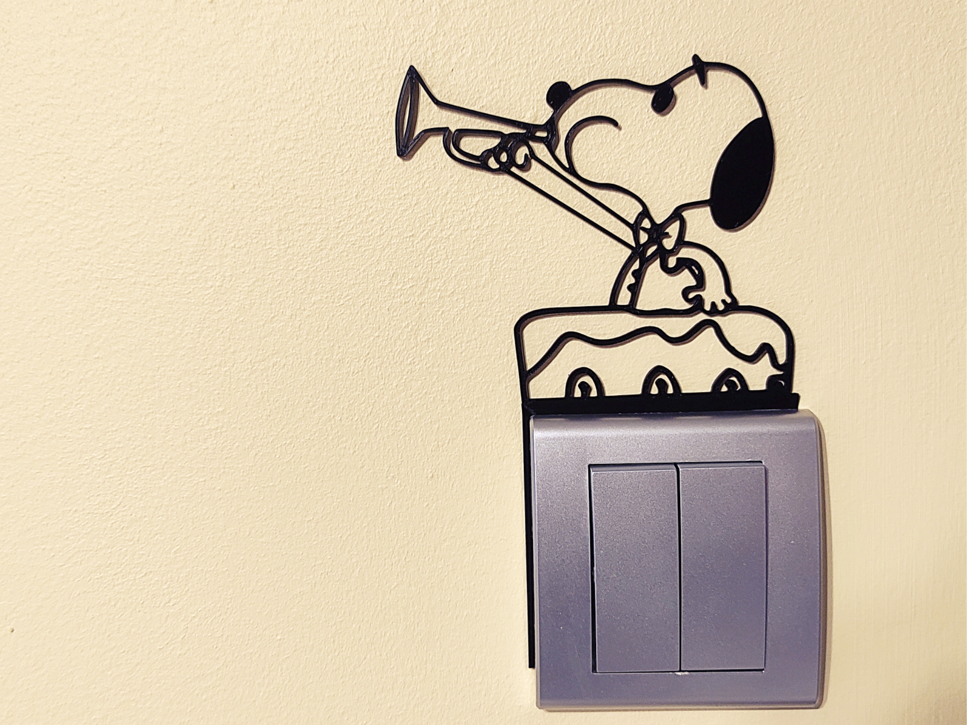Snoopy Light Switch / Outlet Decoration Model 24