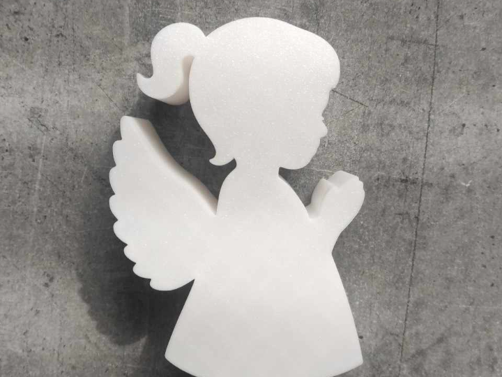 Modlący się aniołek 3D – dekoracja komunijna