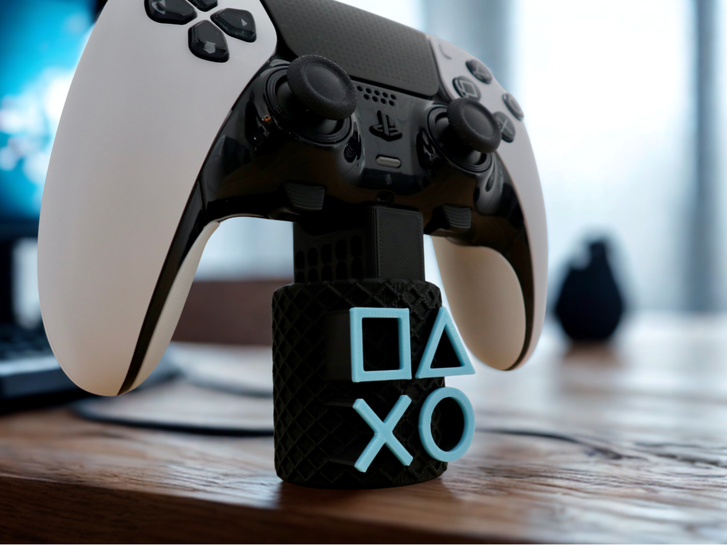 Controller stand XO