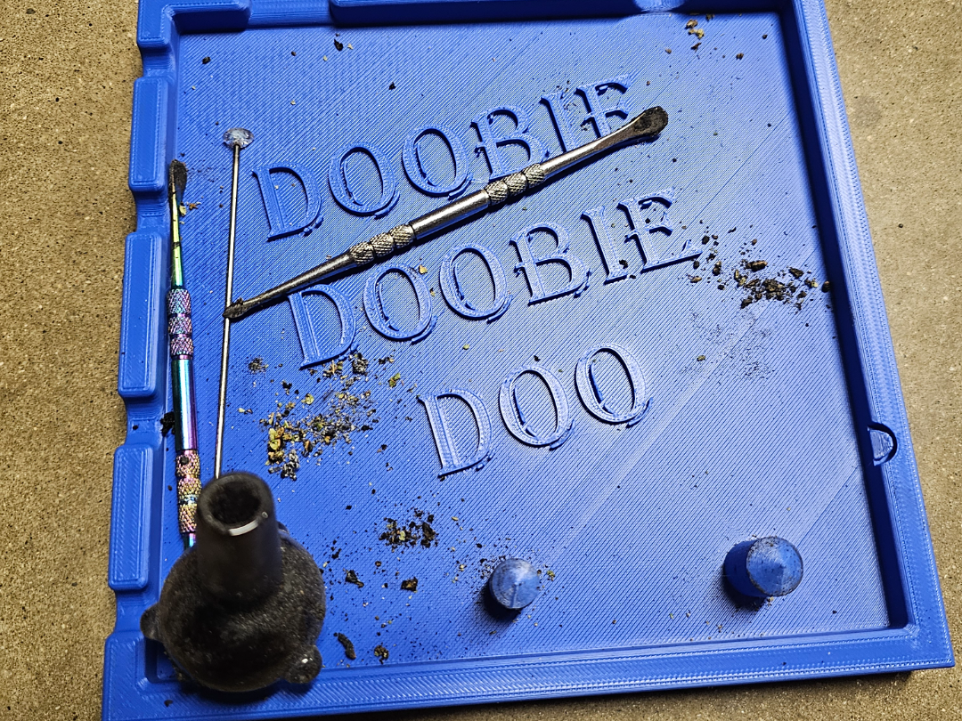 Doobie Tray with debowlers