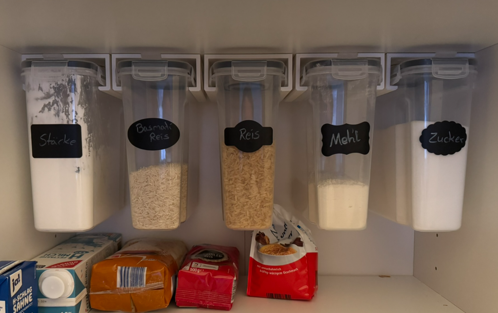 Levitating Storageboxes/Storagebox slide-in holder