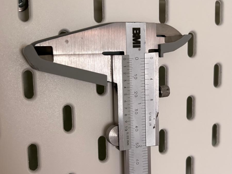 20mm Schieblehre Skadis-Halter