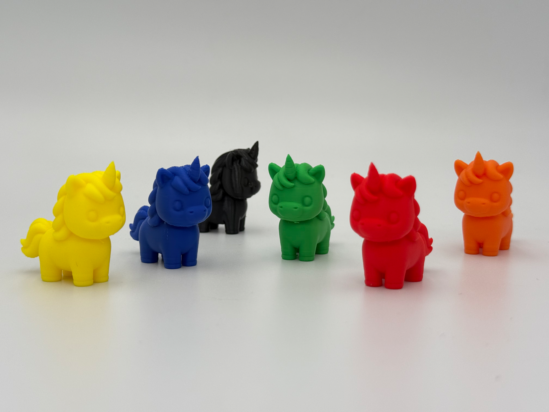 Cute Unicorn – Mini Fantasy (Easy Print)