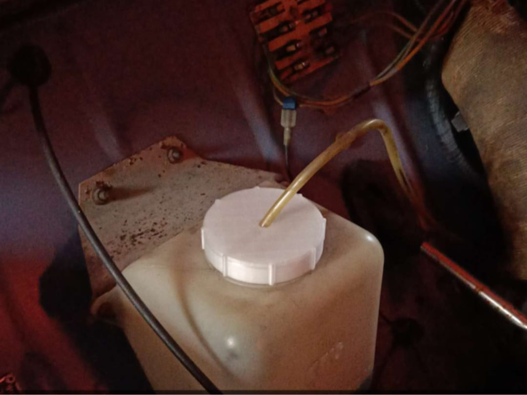 Citroen 2CV washer fluid cap