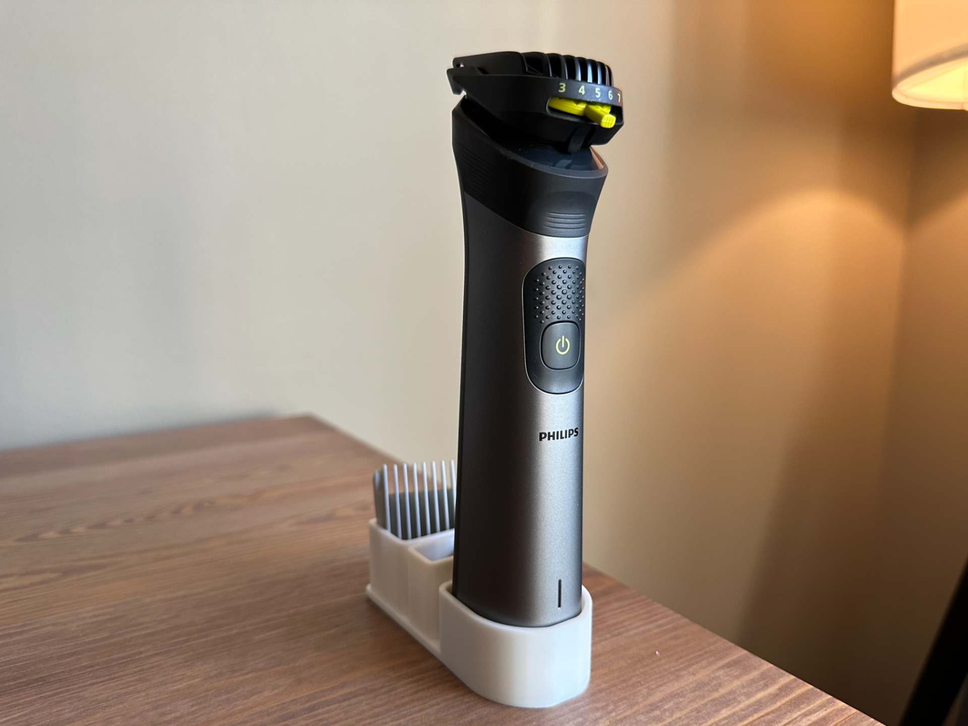 Philips 7000 All-in-One Trimmer Stand (MG7960)