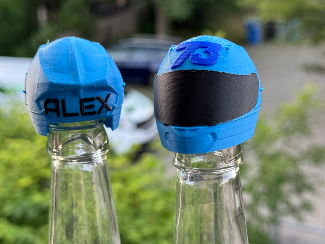 Alex Marquez 73 Helm für Bierflasche