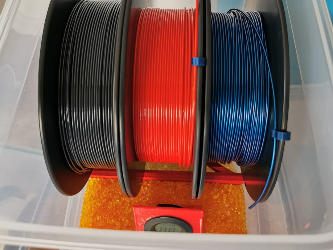 Simple Spool holder for IKEA 365+ Drybox