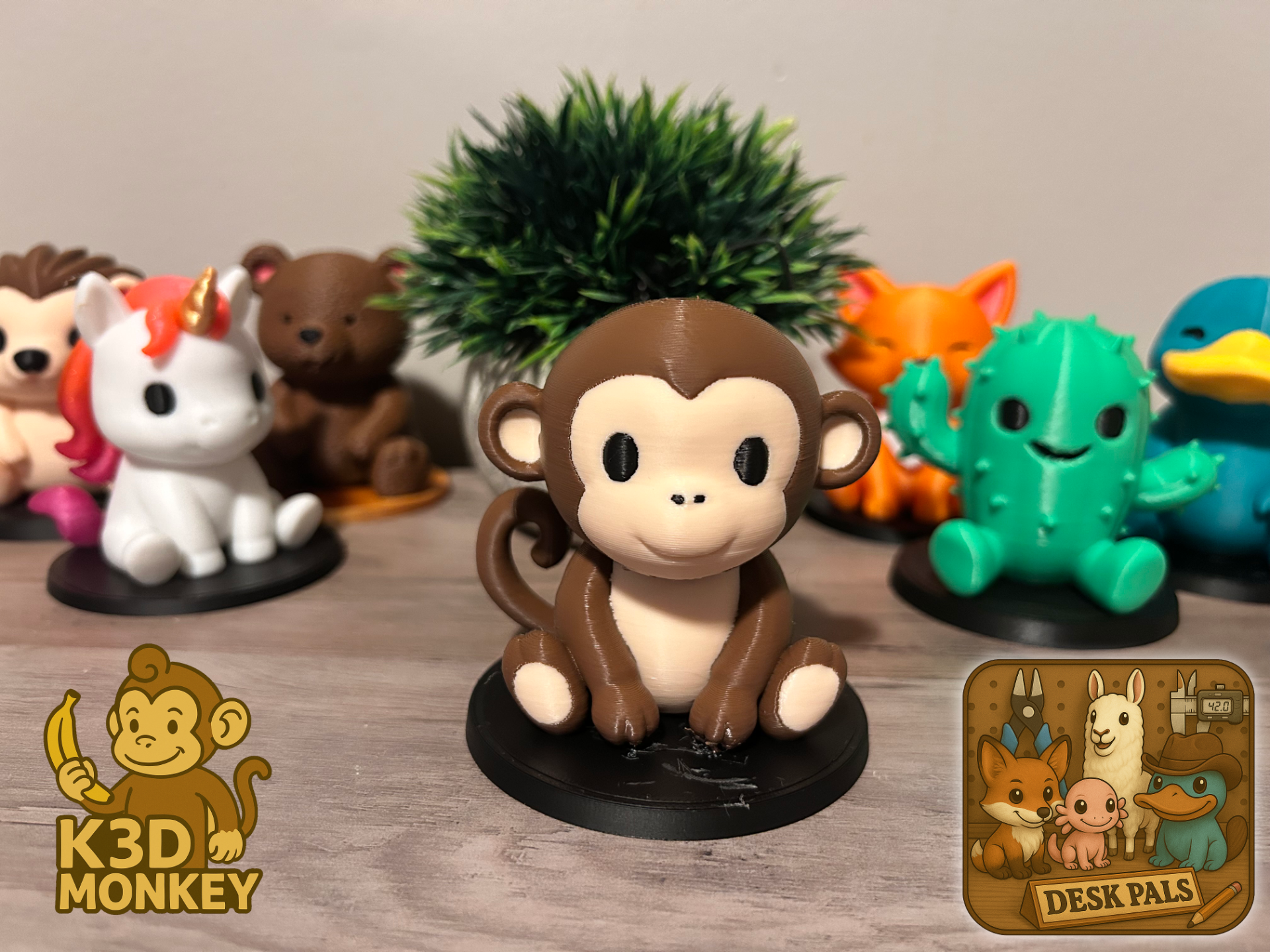Monkey Desk Pals