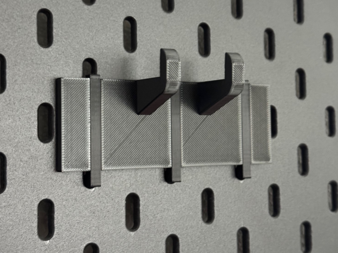 Technic 42206 F1 Redbull Oracle Skadis Mount