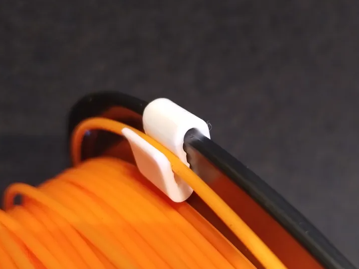Filament clip