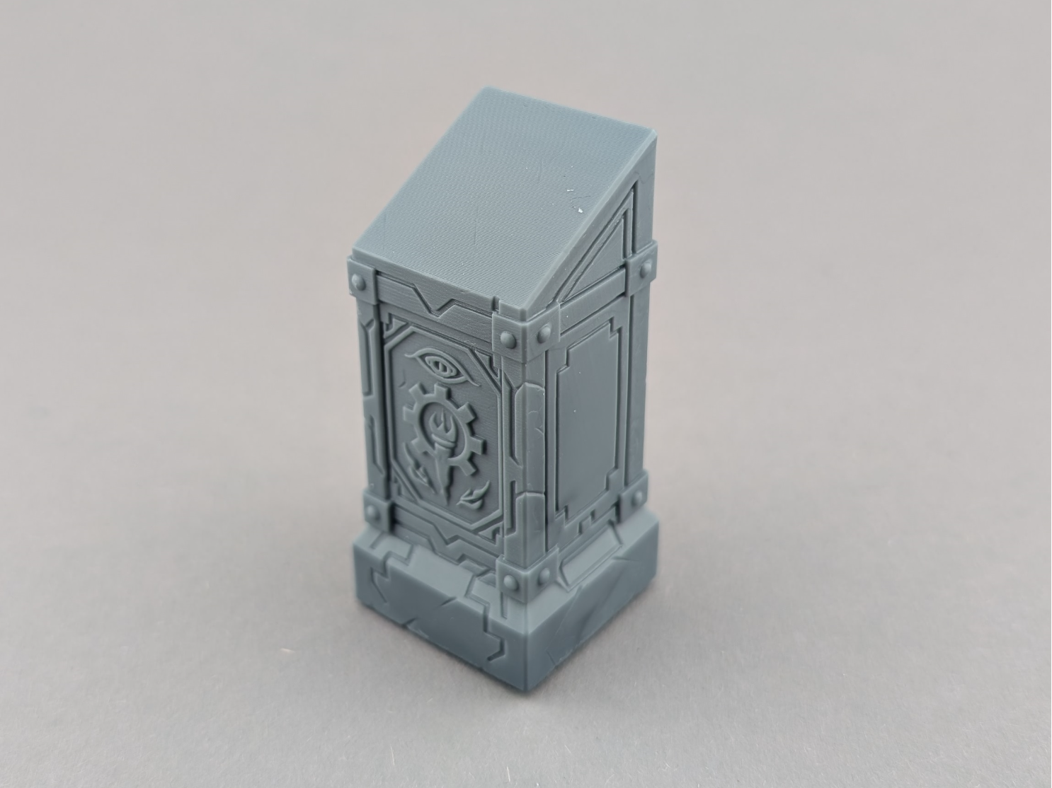 Orthank bust & model stand