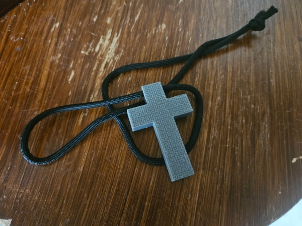 Simple Cross Necklace, Hilbert Curve Pattern