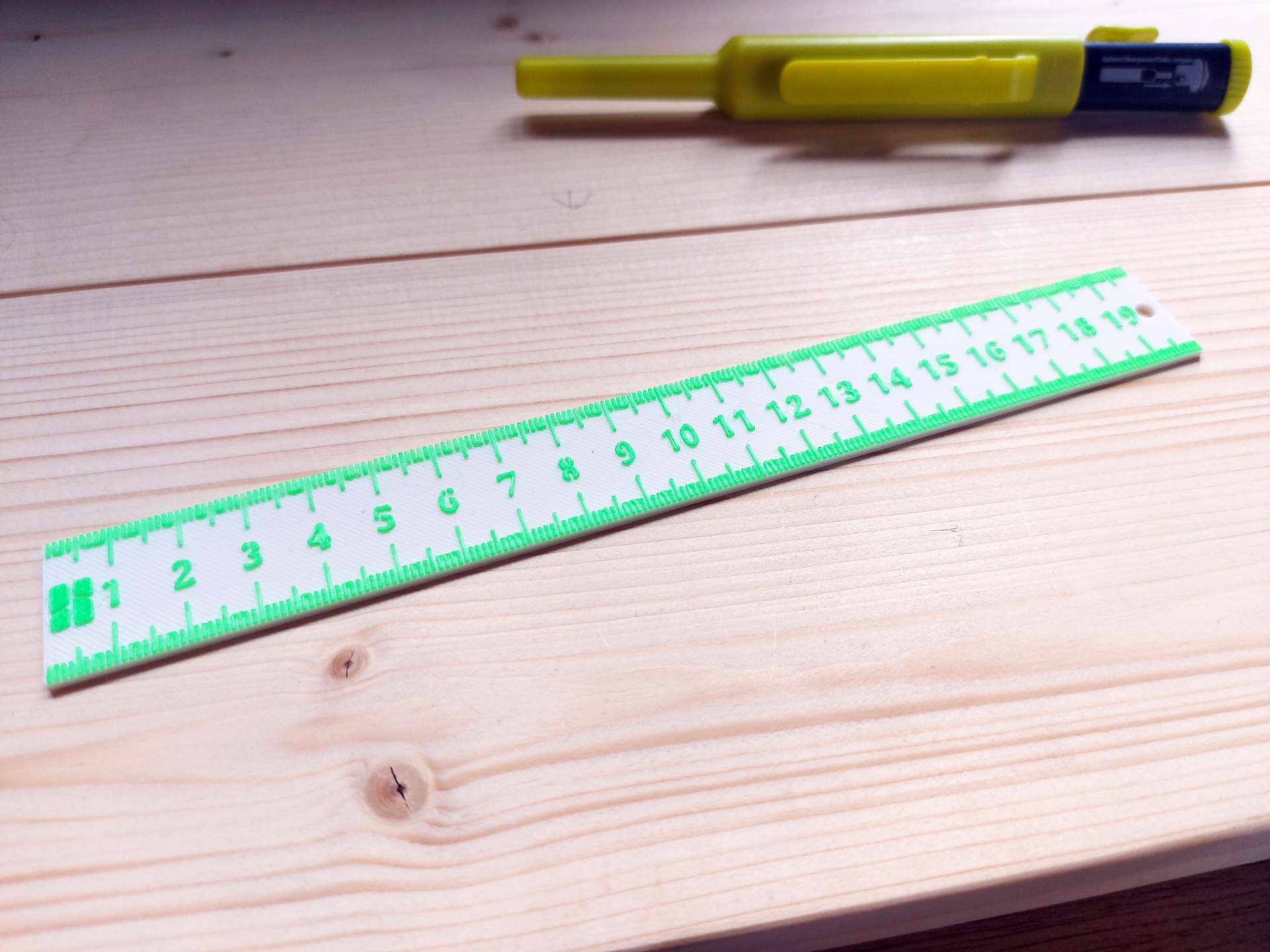 Basic Ruler - 200mm