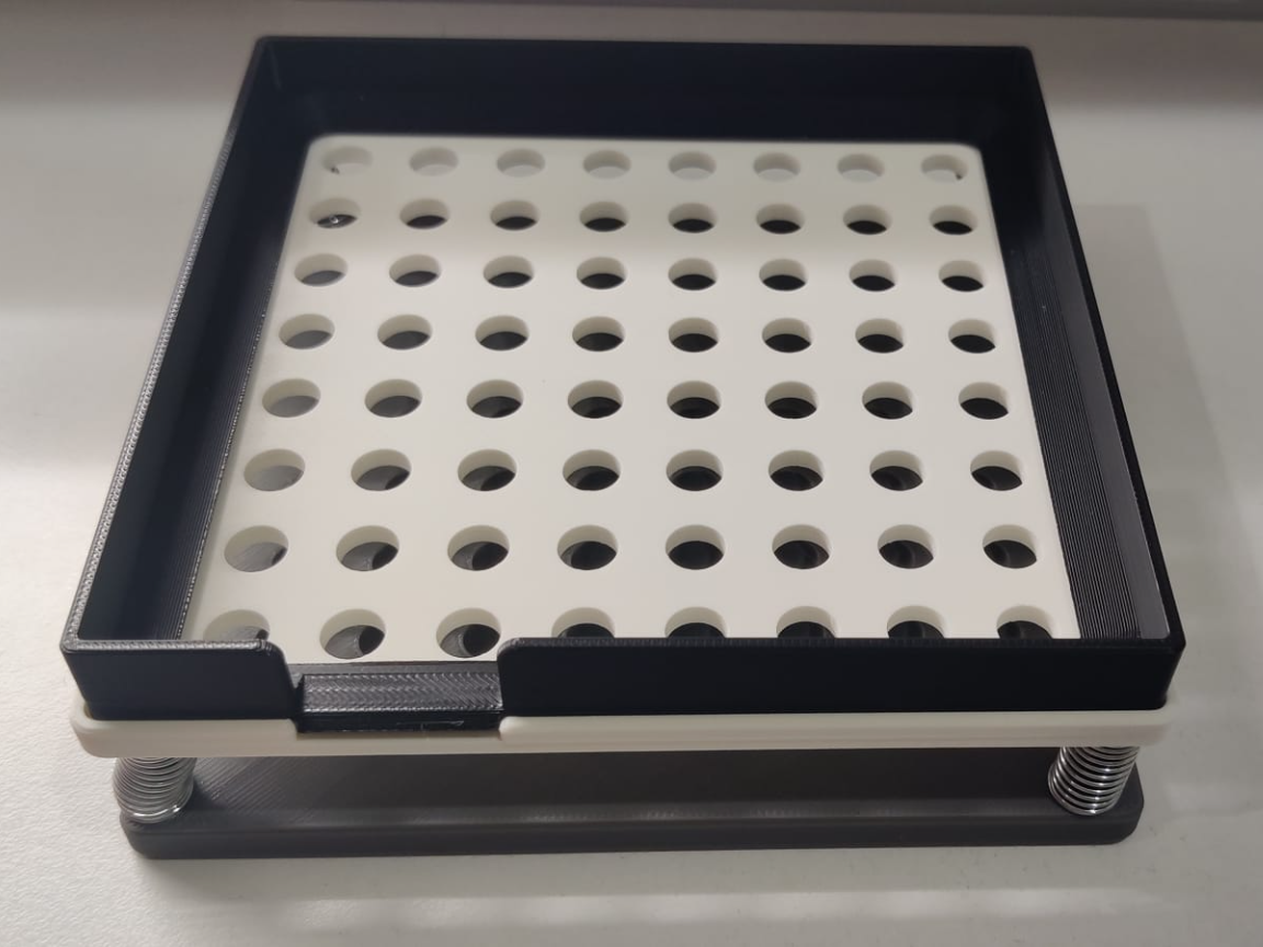 Opercolatore per CAPS da 8mm