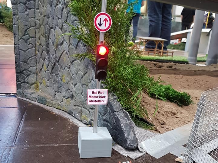 feste Baustellenampel - Ampel in 1:14
