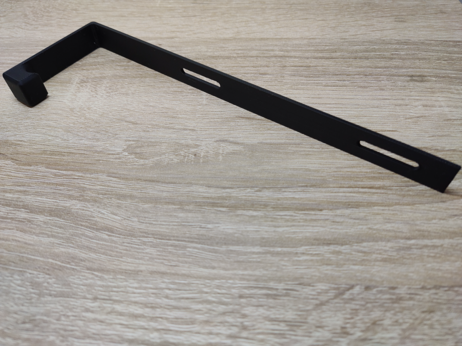 Child-Resistant Cabinet Handle Compact & Practical