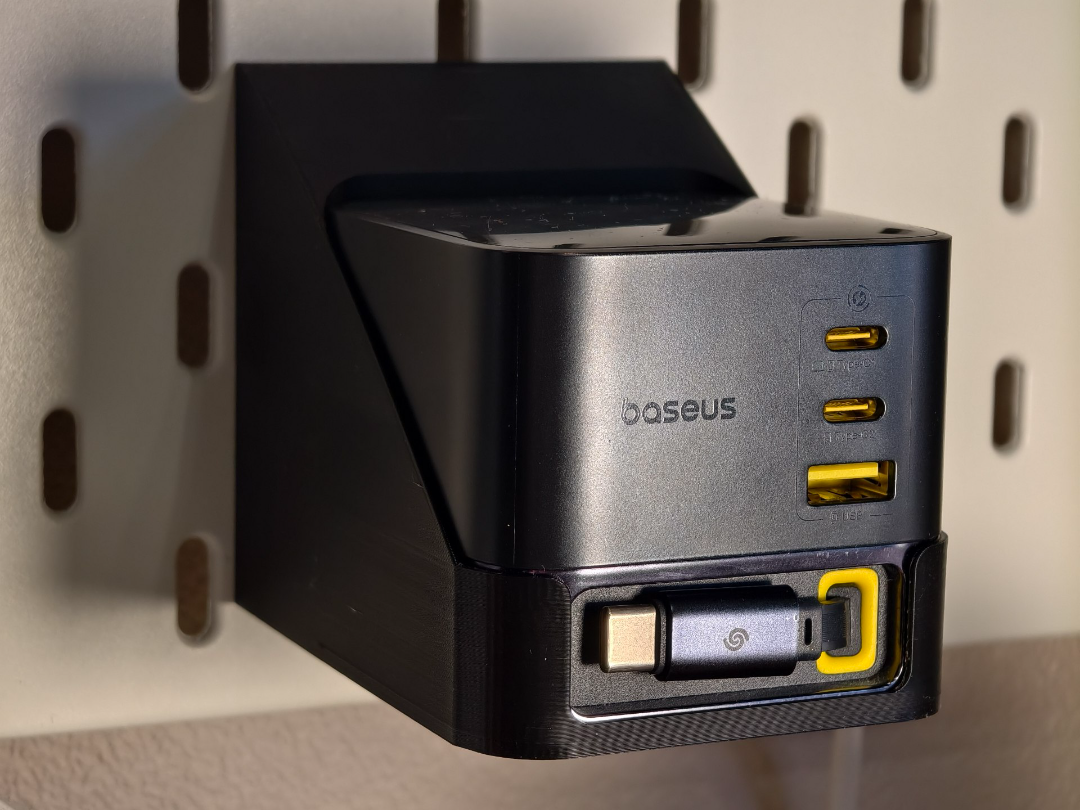 mount skadis baseus 100w