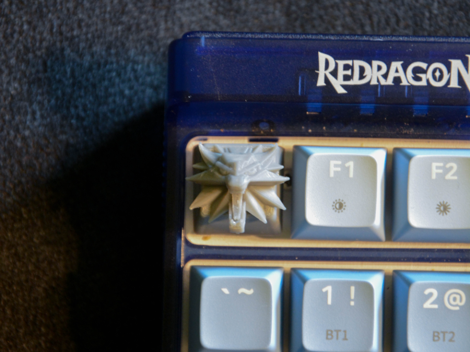 The Witcher 3 Medallion - Keycap for keyboard