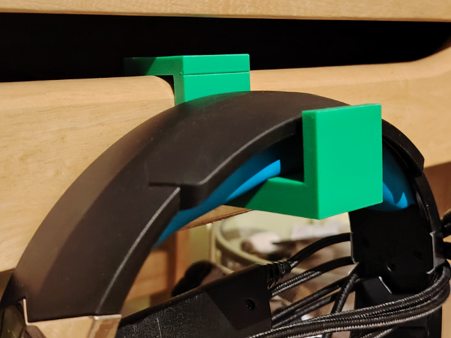 Simple Headphone holder