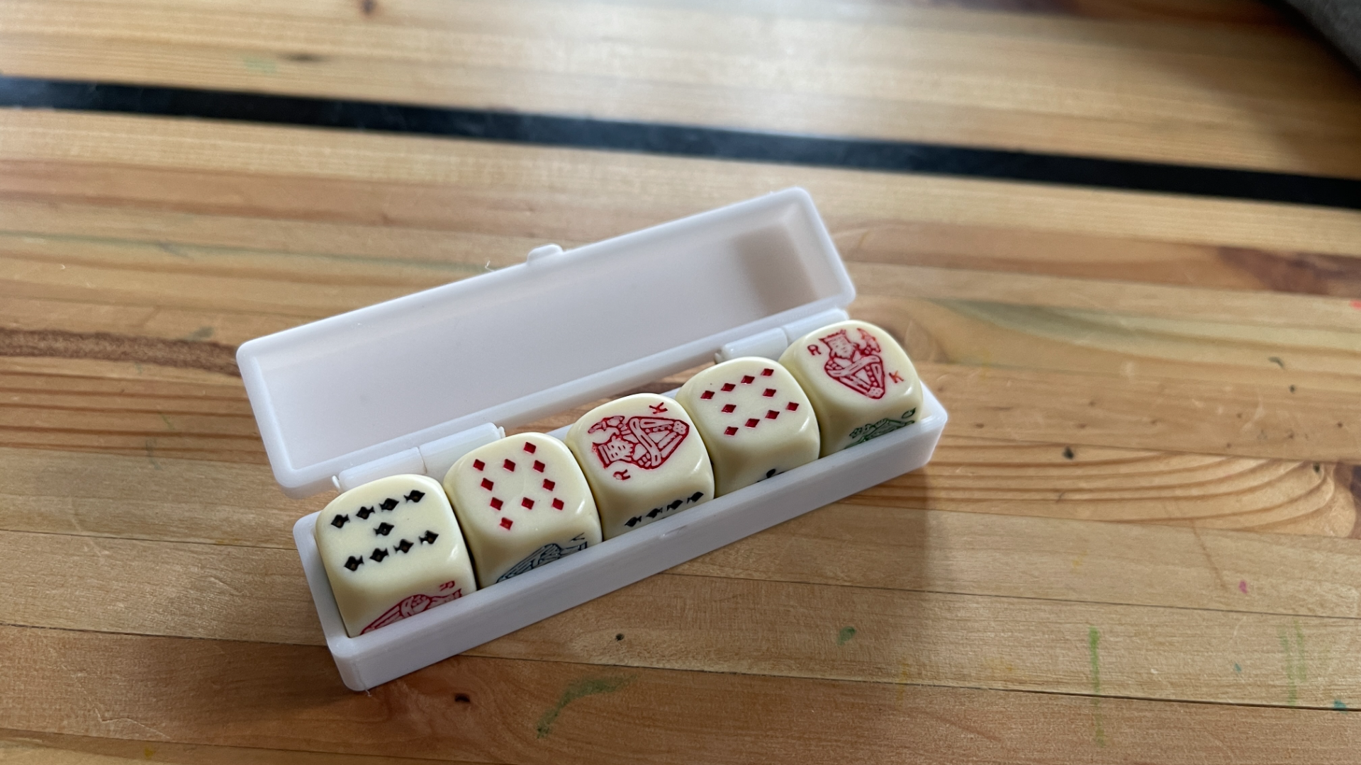 Dice holder with space for 5