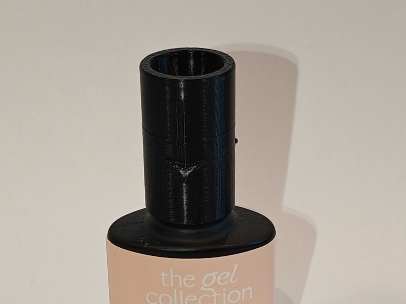 Nail polish funnel