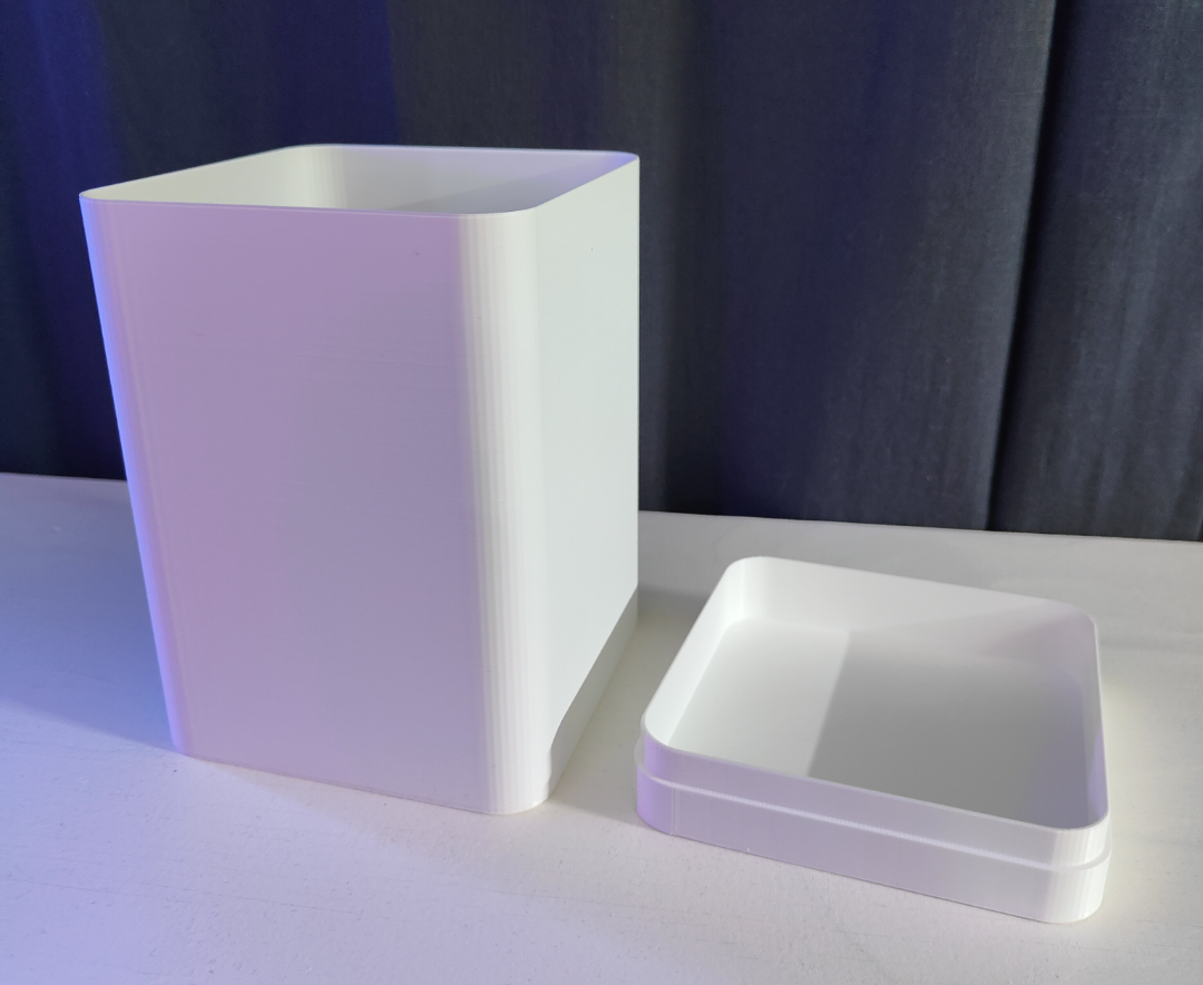 Container