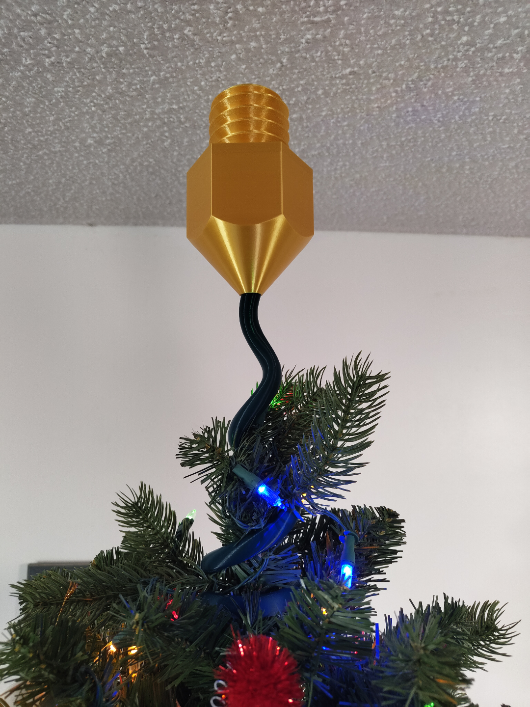 Nozzle Tree Topper