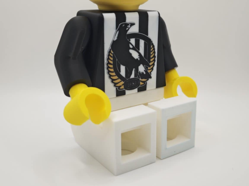 AFL Brick Man - Collingwood Magpies (500%)