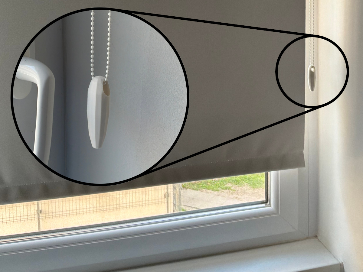 Roller blind chain weight