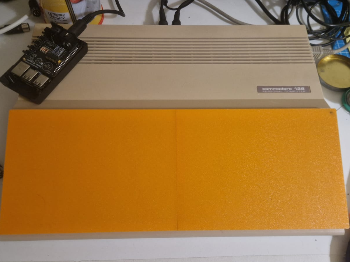 Commodore 128 dustcover