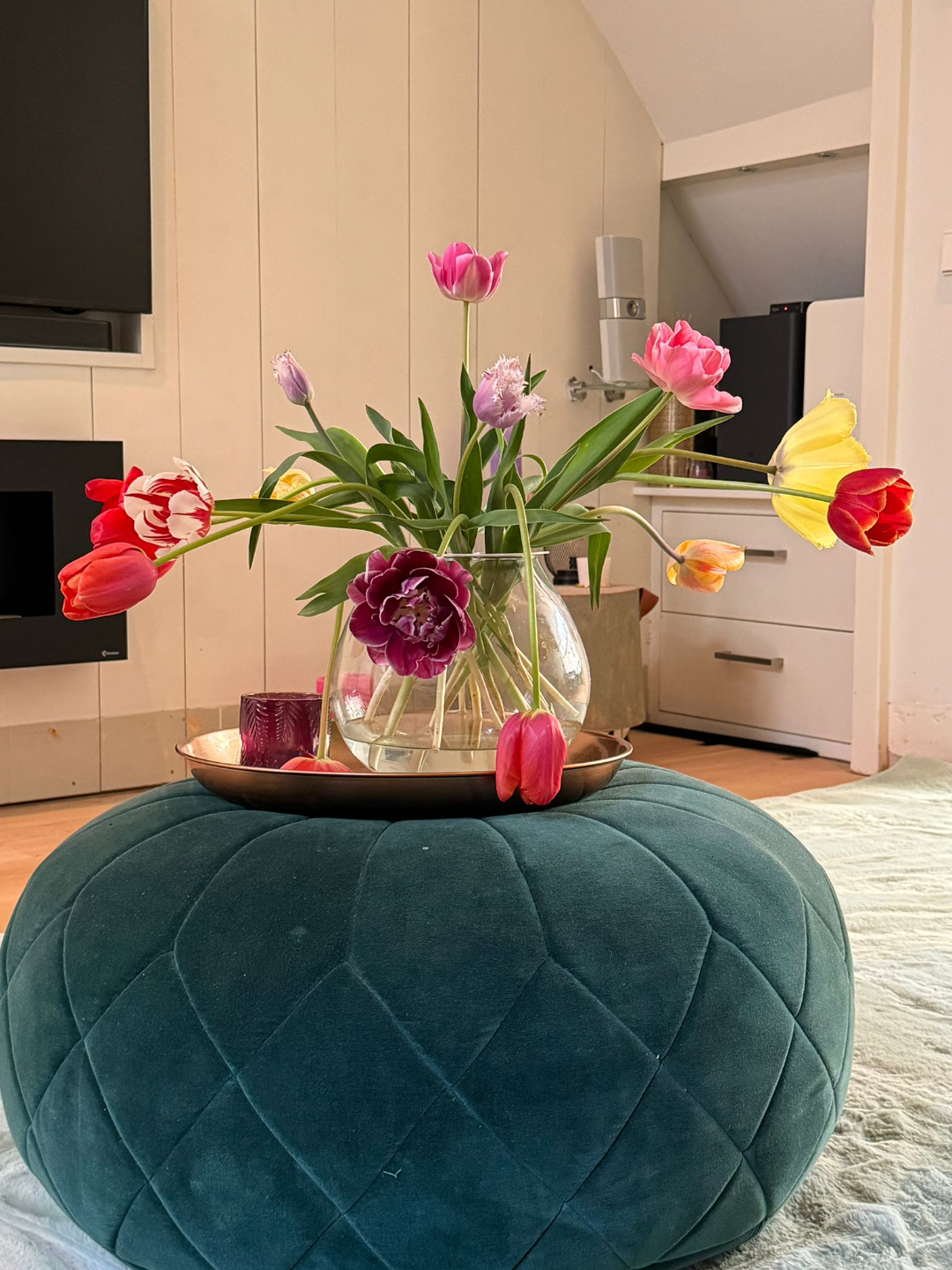 Flower Distributor