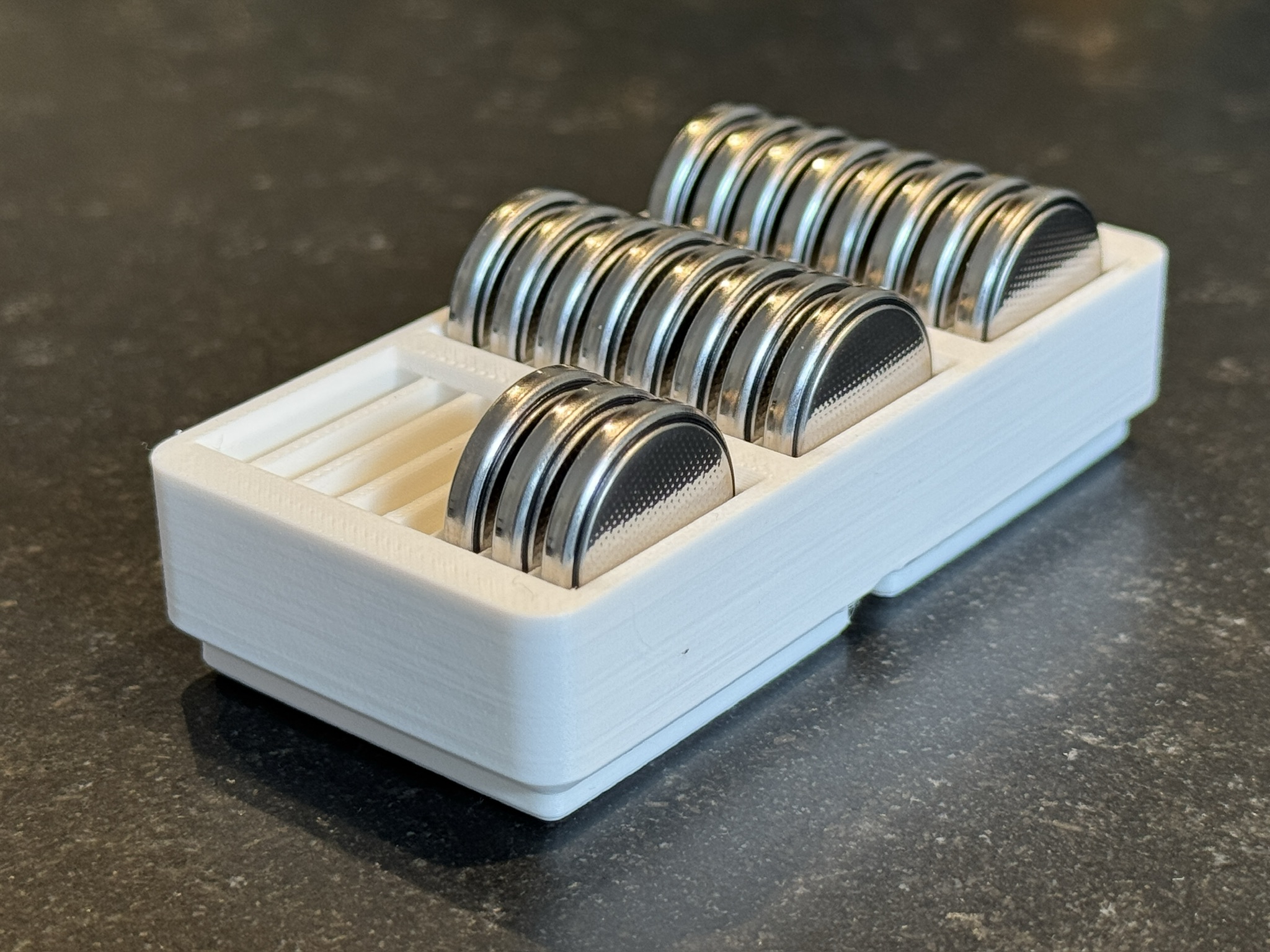 Gridfinity 24-slot 2032 battery holder