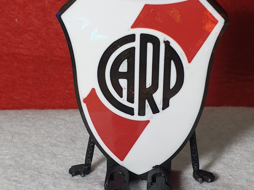 CA River Plate shield with flexi legs