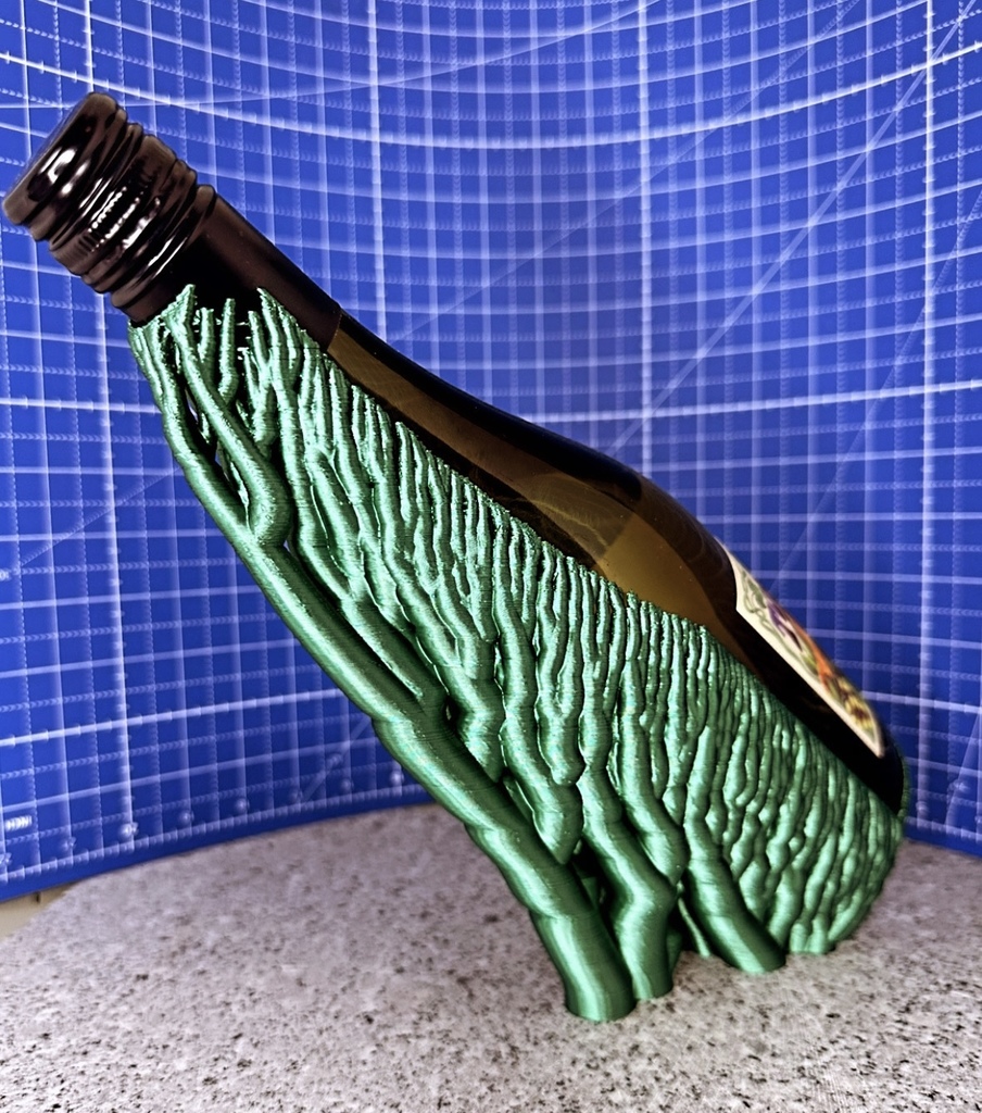 Wine bottle holder with tree support