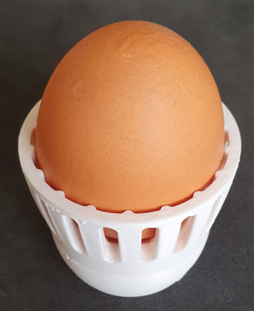 Eierbecher mit Auswurf, stapelbar
