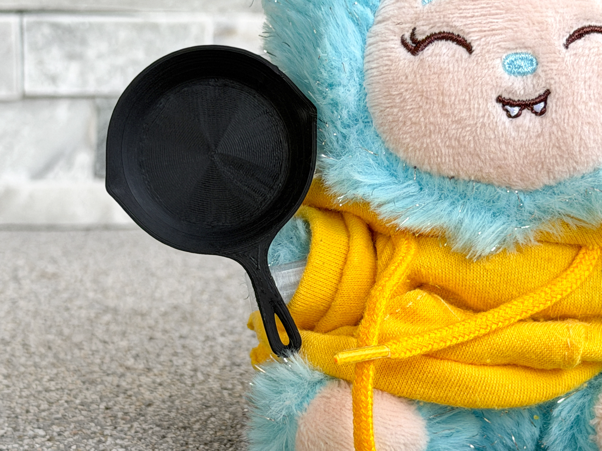 Tangled Cast Iron Pan for 17cm monster doll