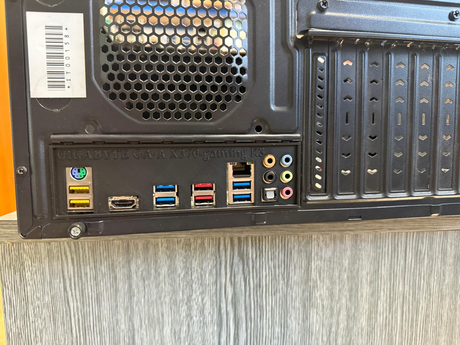 IO shield GIGABYTE GA-A X370 gaming K3