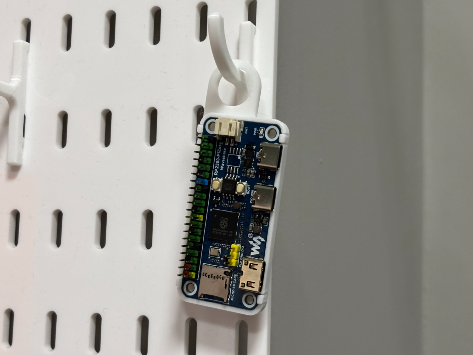 Waveshare RP2350-PiZero Shell