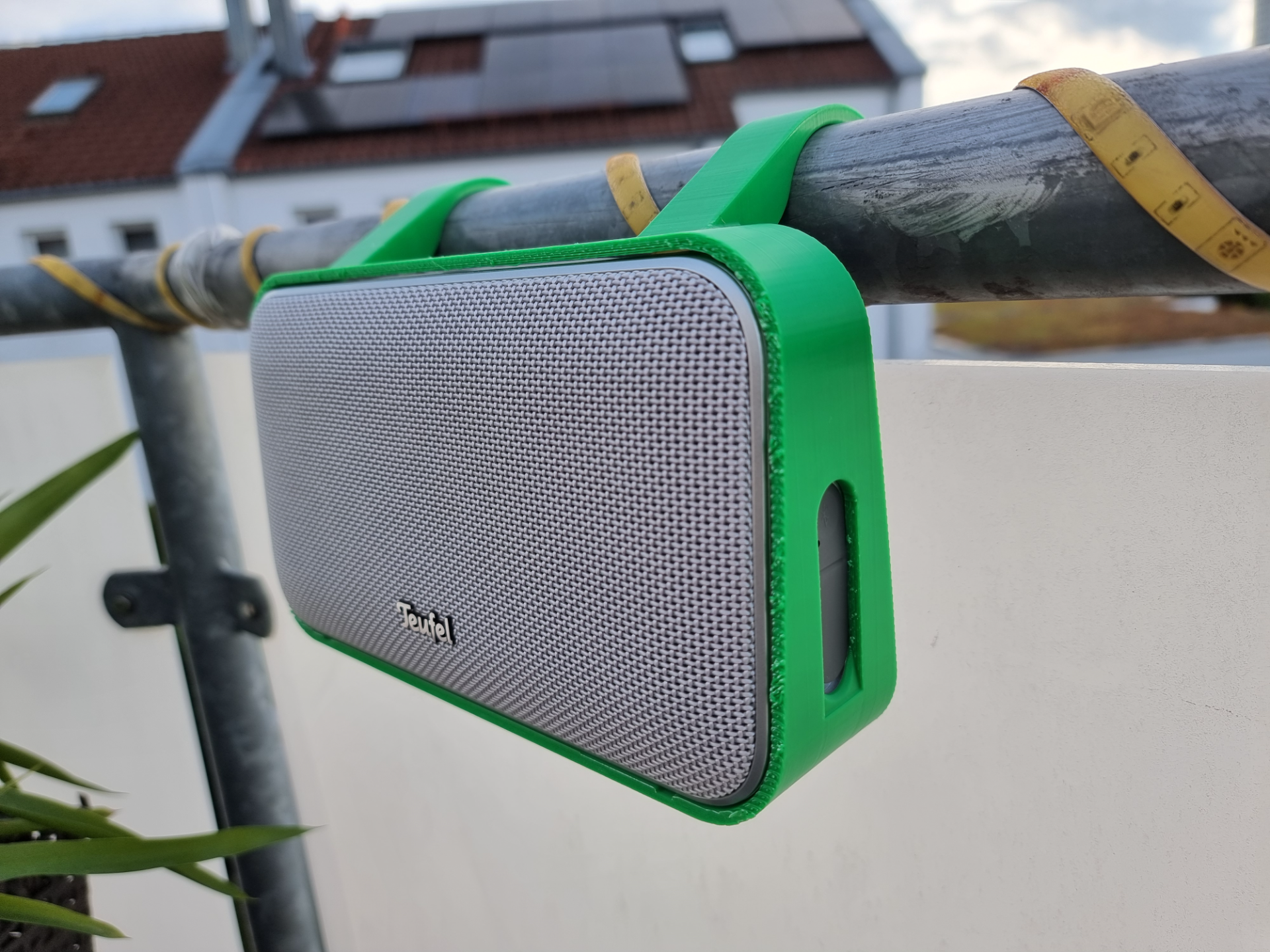 Teufel Motive Go Balcony Holder
