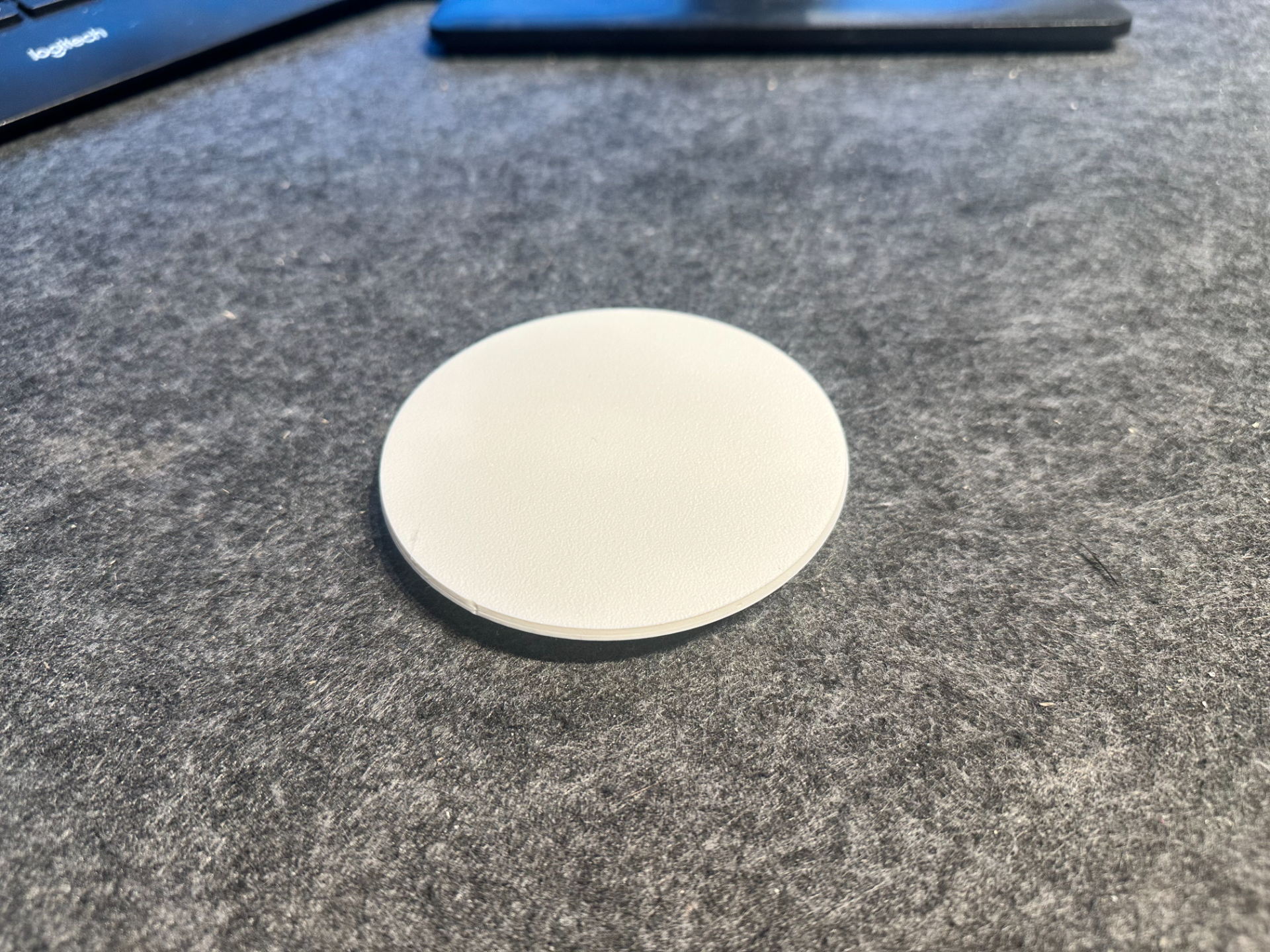 Junction box cover 100mm, for holes 75-85mm