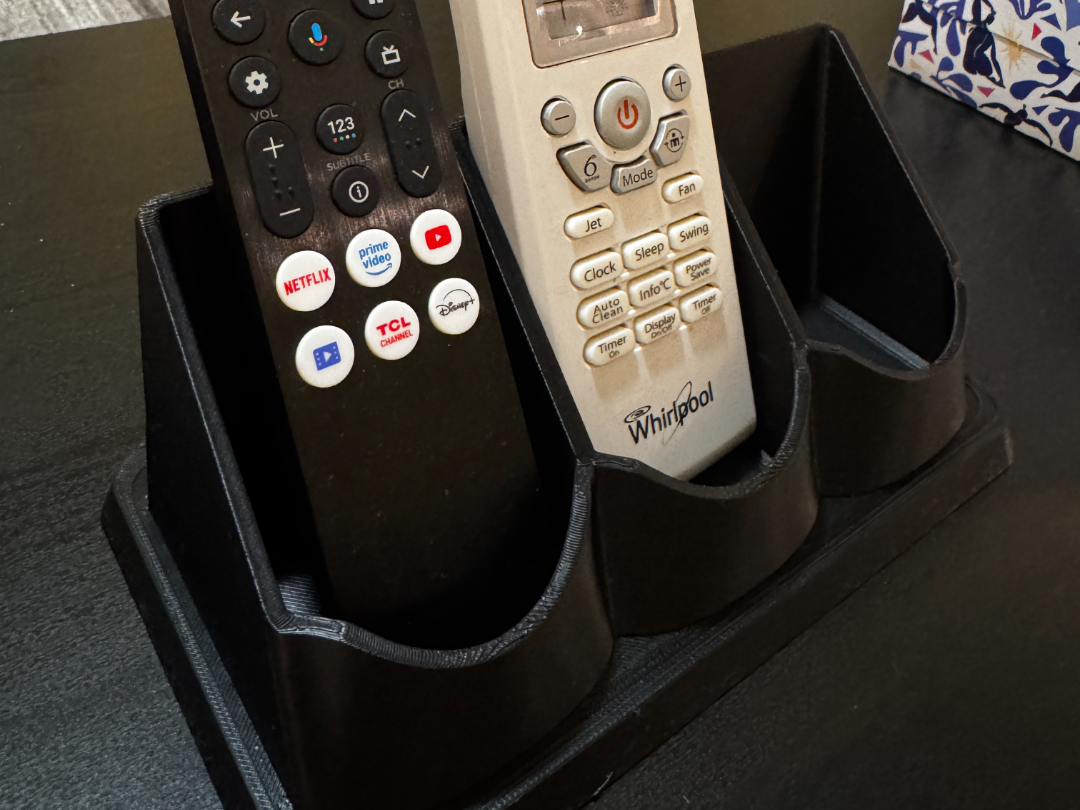 Desktop remote holder