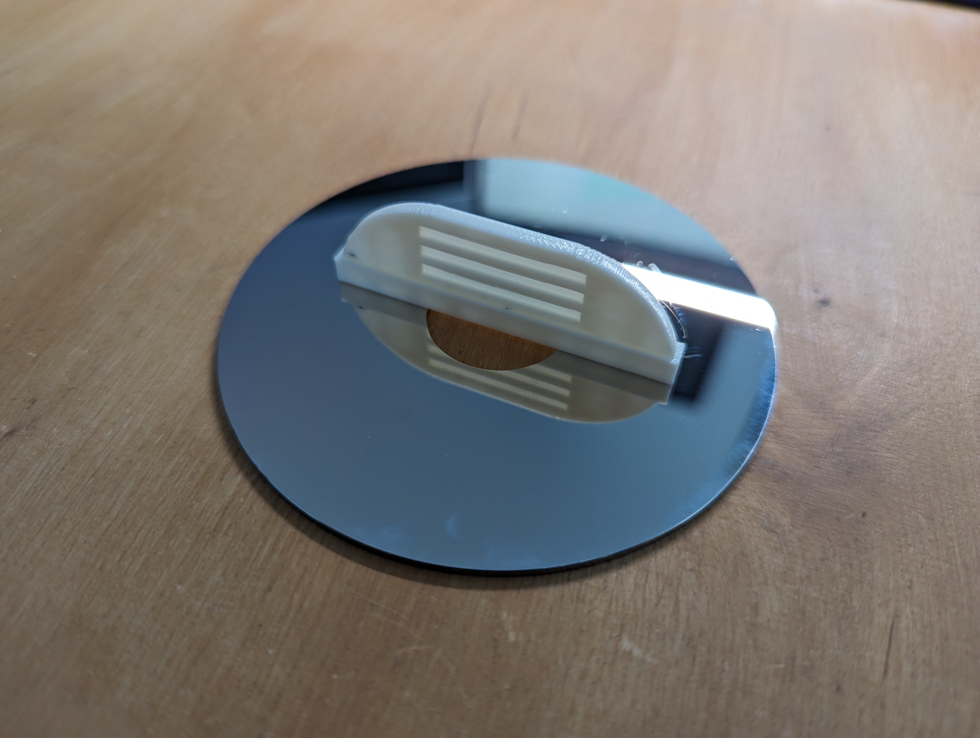 Cigarette tamper / press
