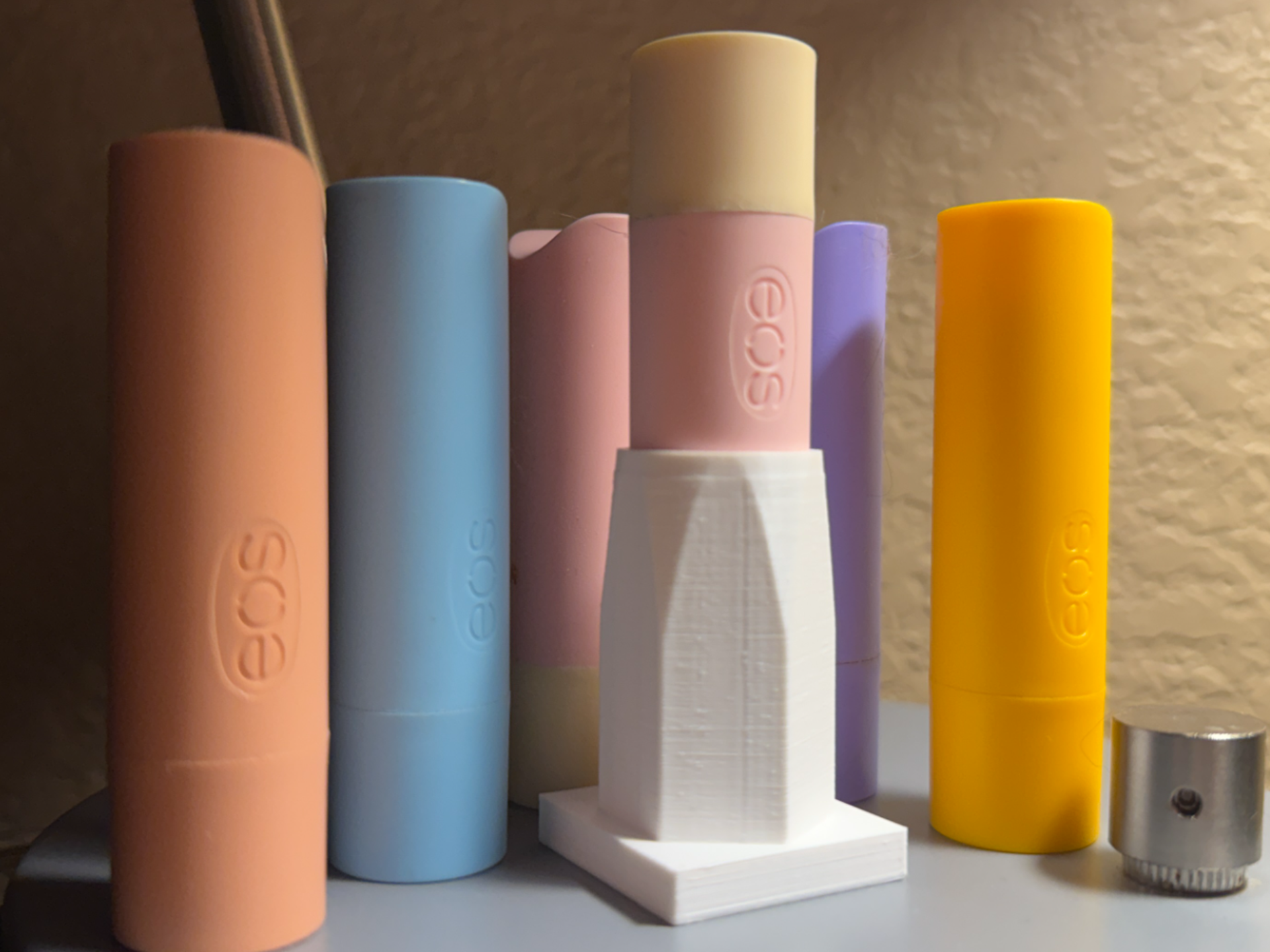eos Lip Balm Holder
