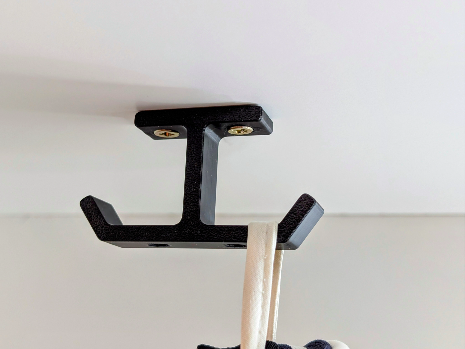 Top Mounted Double Hook